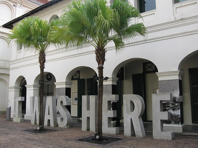 File:I Was Here (2004) by Francis Ng, Singapore Art Museum - 20060121.jpg