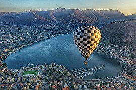 File:Ballon Poire intérieur.jpg - Wikimedia Commons