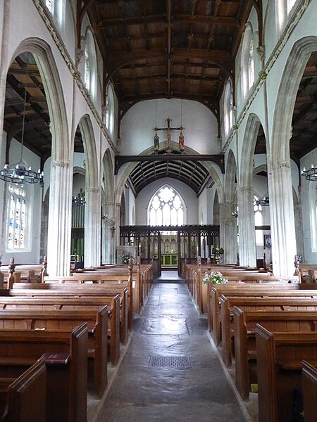 File:Interior of Wrington church - geograph.org.uk - 4986283.jpg