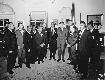 JFK találkozik Martin Luther Kinggel és a washingtoni menet más vezetőivel a Fehér Házban