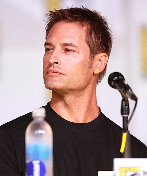 File:Josh Holloway by Gage Skidmore.jpg