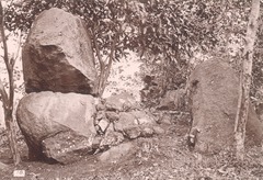 KITLV 87647 - Isidore van Kinsbergen - Throne of Rangga Gading at Galoega at Buitenzorg - Before 1900.tif