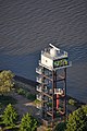 Deutsch: Radarturm auf der Kattwyk-Halbinsel in Hamburg-Wilhelmsburg gegenüber dem Container Terminal Altenwerder.