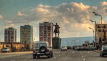 Das Ende der Georgischen Heeresstraße beim Denkmal für David der Erbauer im Tifliser Stadtteil Dighomi