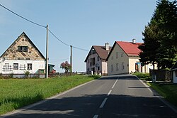 Municipal office (right)