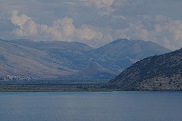 Konispol, gezien vanaf het eiland Korfu