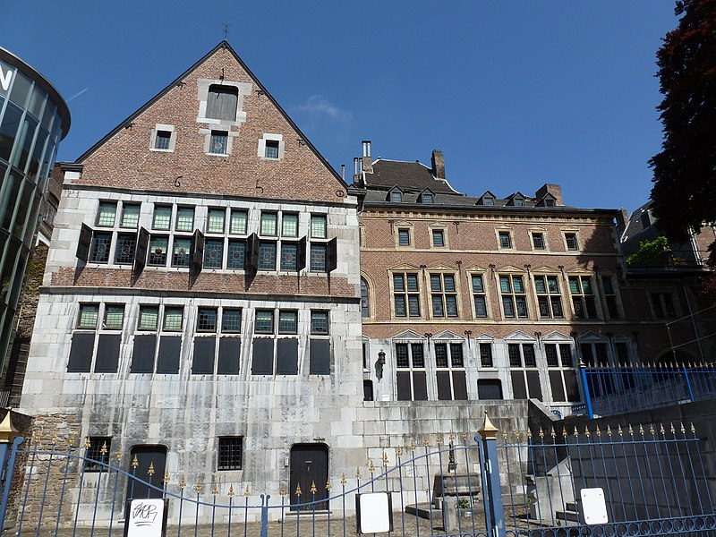 File:LIEGE Hôtel de Bocholtz place Saint-Michel 8-10a (6-2013).JPG