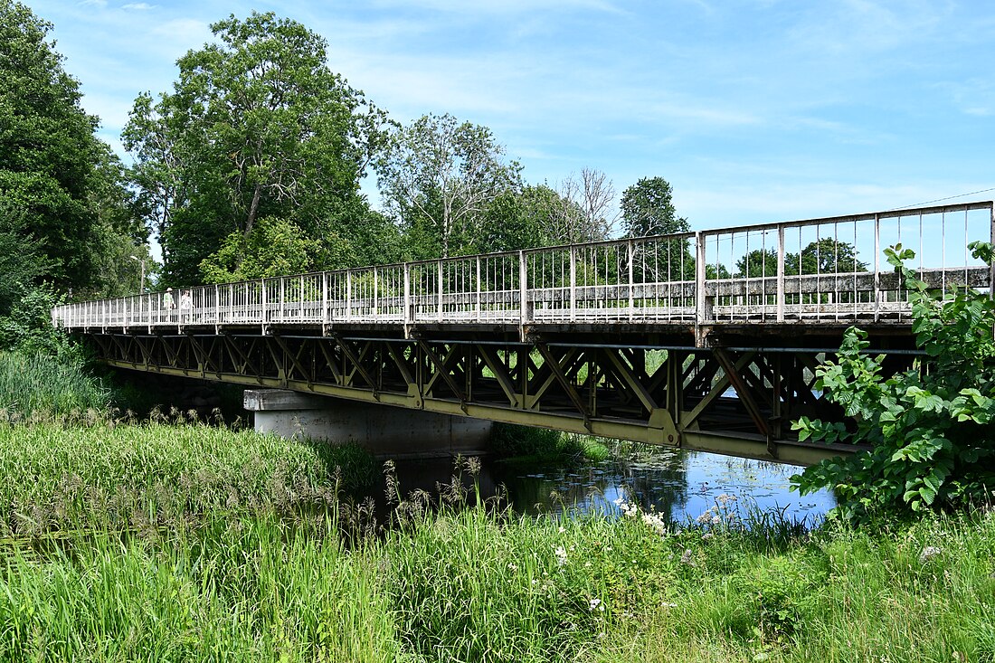 File:Laupa sild üle Pärnu jõe.jpg