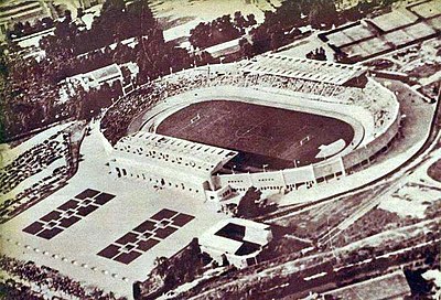 Le Stade vélodrome de Marseille, le 13 juin 1937.jpg