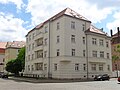 Apartment building in open development and in a corner location, with a front garden facing Zittauer Straße