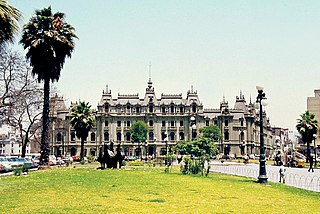 <span class="mw-page-title-main">Paseo de los Héroes Navales</span> Park and culture heritage site in Lima