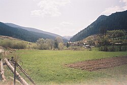 pohled na vesnici z minerálního pramene 