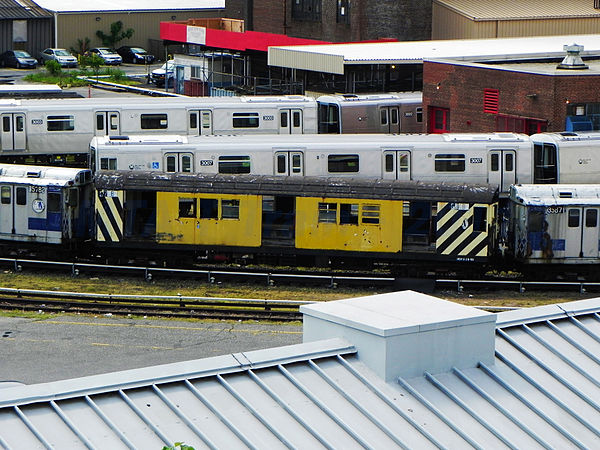 Car G7486 at the 207th St Yard, awaiting scrapping