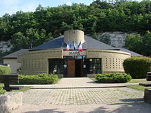 Ang Town Hall sa Chalo-Saint-Mars