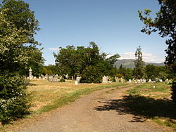 Medford IOOF Pemakaman - Medford Oregon.jpg