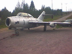 250px-MiG-15UTI.jpg