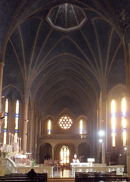 File:Milano monastero San Benedetto chiesa interno.JPG