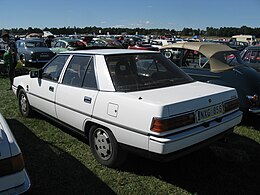 Mitsubishi Galant (9738697538) .jpg