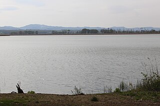 Lago di Montepulciano lake in Tuscany