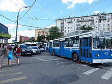 Троллейбус № 20 на Хорошёвском шоссе у метро «Полежаевская».