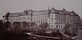 Museum für Kunst und Gewerbe Hamburg, heutige Bahnhofsseite, um 1885.jpg