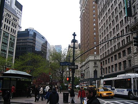 NY Greeley square 32th St