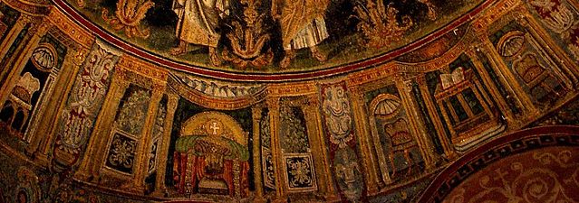 Мозаик испод куполе, а изнад горњих аркада