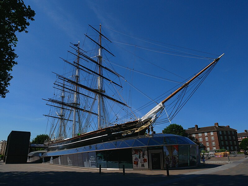 File:Northeast View of the Cutty Sark in Greenwich.jpg