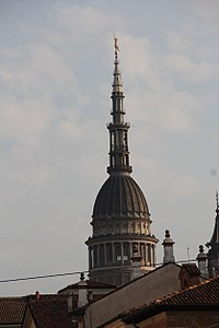 Novara, Basilica di San Gaudenzio 01.JPG