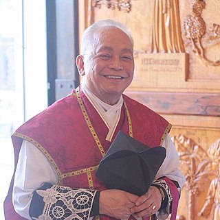 <span class="mw-page-title-main">Timoteo Ofrasio</span> Filipino Jesuit priest and liturgist (1948–2020)