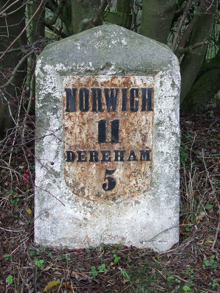 File:Old Milestone - geograph.org.uk - 1587444.jpg