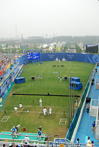 Terrain olympique de tir à l'arc vert A.JPG