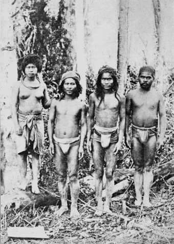 Ilongot tribe from Oyao in Nueva Vizcaya