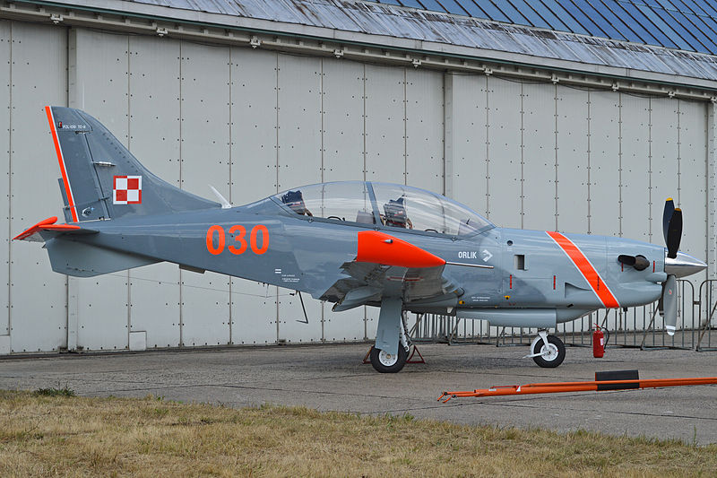 File:PZL-130TC-2 Orlik 030 (11842110614).jpg