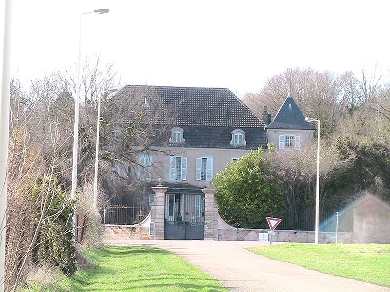 File:Pagny chateau 1.jpg