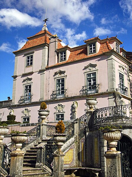 Image: Palácio Marquês de Pombal   Oeiras   Portugal (34794192365) (cropped)
