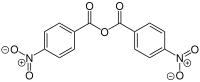 Strukturformel von para-Nitrobenzoesäureanhydrid