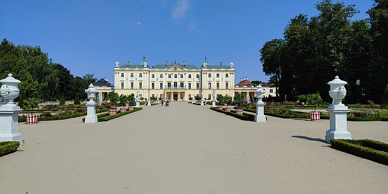 File:Park Branickich w Białymstoku - 12 VIII 2022 r..jpg