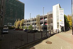 Parkhaus in Halle Neustadt - Nahe zur Neustädter Passage - panoramio