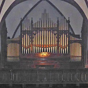 Peine kath Kirche Orgel.jpg