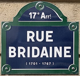 Voir la plaque.