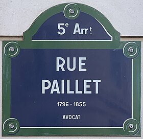 Voir la plaque.