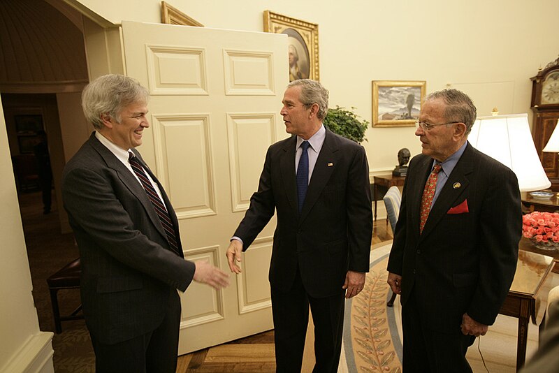 File:President George W. Bush and Senator Ted Stevens welcome World War II veterans of the 322nd Troop Carrier Squadron (40).jpg