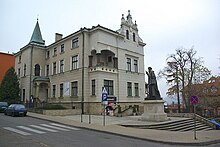 Library and the Grzegorz of Sanok Monument