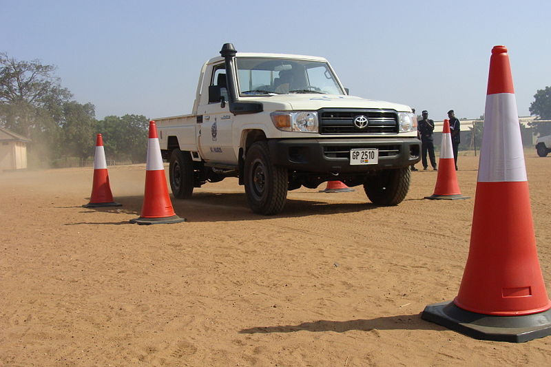 File:Quick reaction exercise on a sandy course.JPG