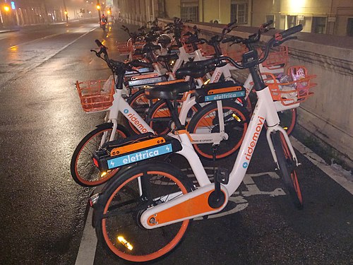 :Ridemovi e-bike sharing in Bologna