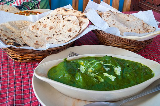 Rotis Around Palak Paneer