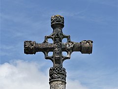 La croix du cimetière de Sarsoux.