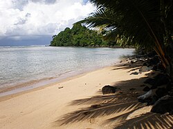Rantaa Tuamasagan pohjoisrannikolla