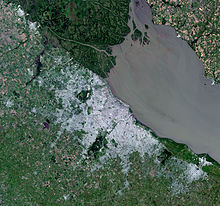 Satellite view of the Greater Buenos Aires area, and the Rio de la Plata. Satellite image of Buenos Aires, Argentina - December 19, 2014.jpg